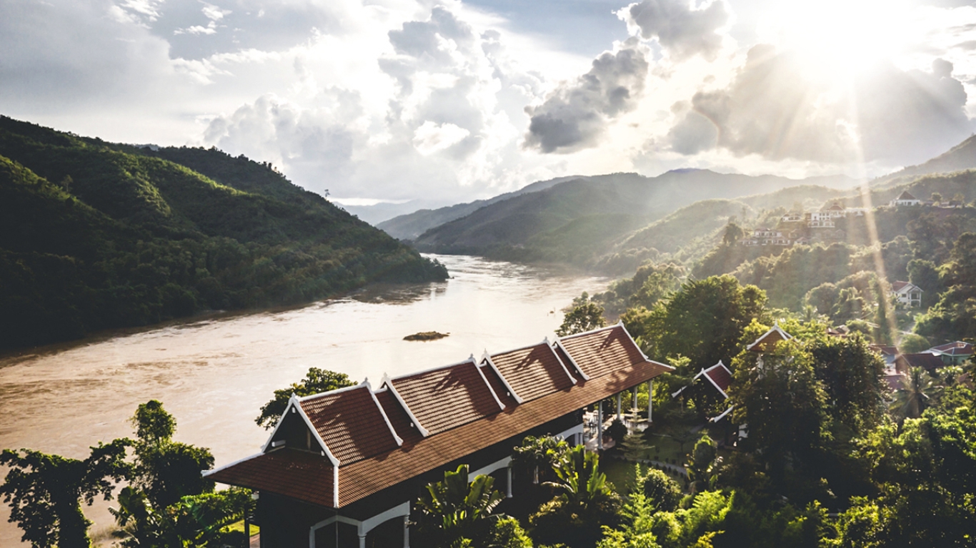 Luxurious Laos: 14-Day Vientiane to Huay Xai