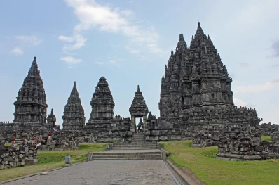 Prambanan Temple Complex Cycling Tour in Yogyakarta
