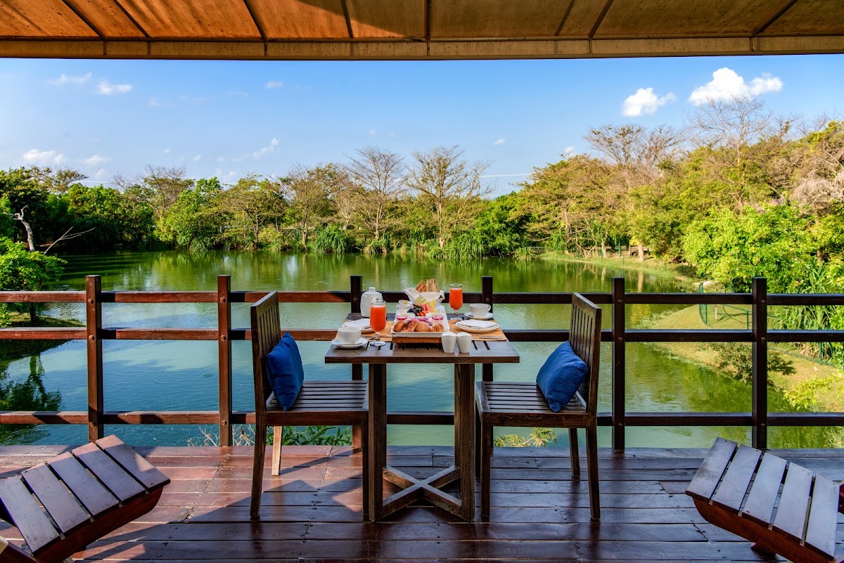 Beach and Wildlife Tour of Sri Lanka (Luxury) Option V - 9 nights