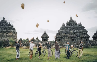 Temple Discovery Tour in Yogyakarta
