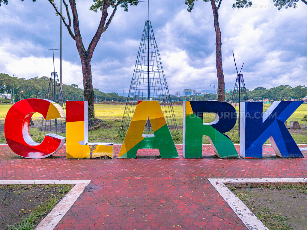 Philippines North Luzon Trail: Hundred Islands Cultural Tour
