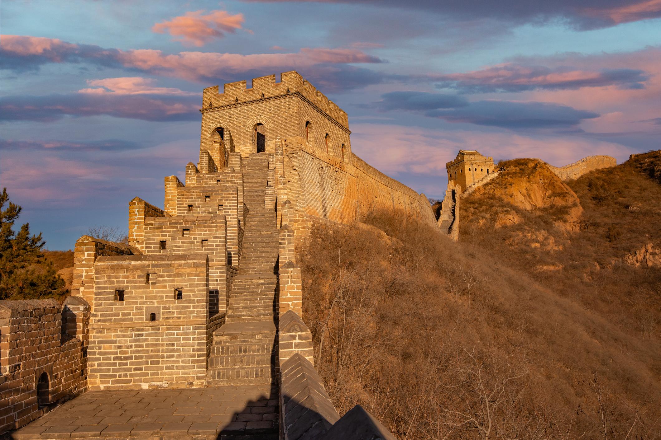 Hike Jinshanling Great Wall