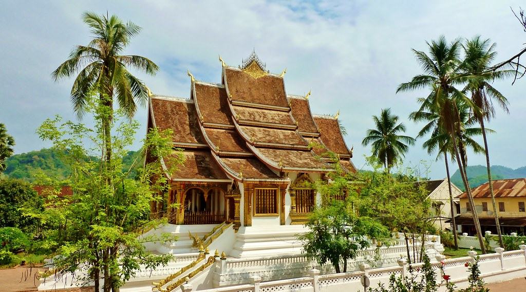 Laos Luang Prabang to Vang Vieng Cycling