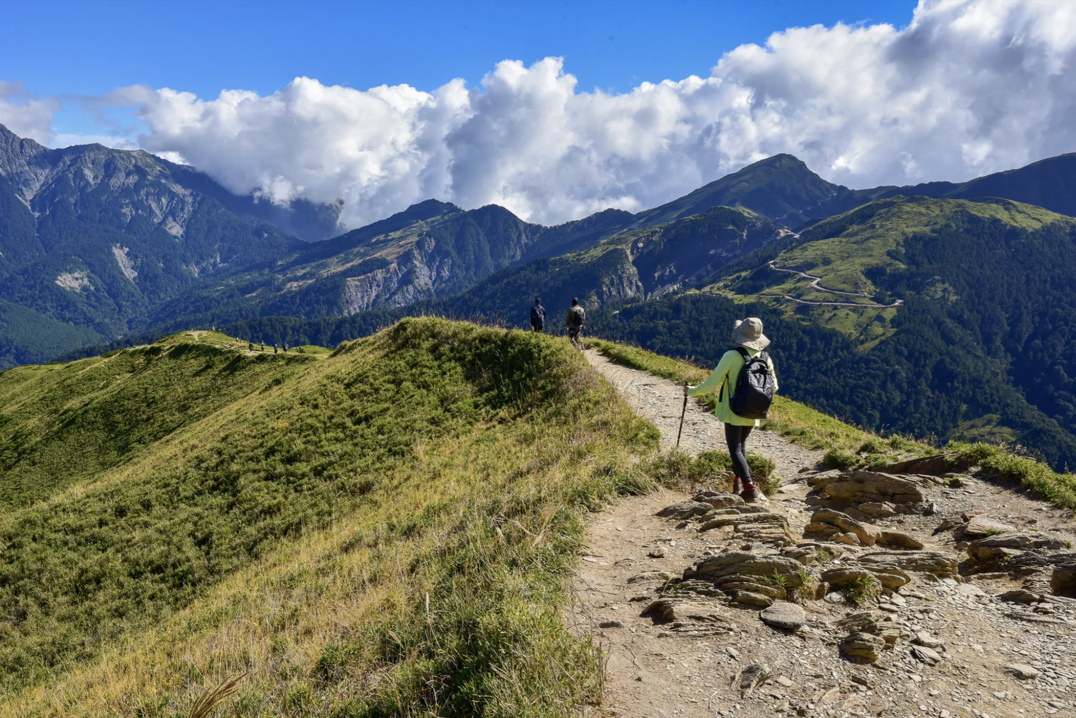 Hehuanshan Five Peaks - Hiking