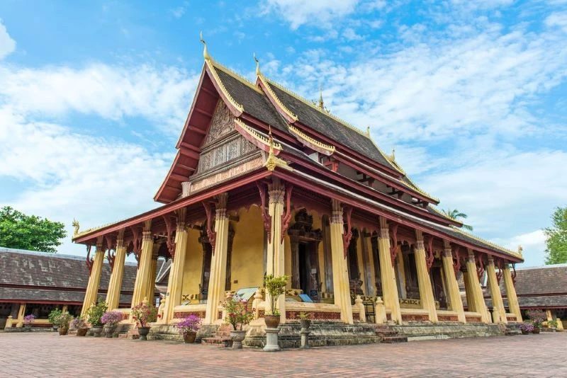 Wat Si Saket - The oldest Buddhist monastery in Vientiane