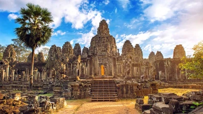 Explores The Angkor Wat Complex
