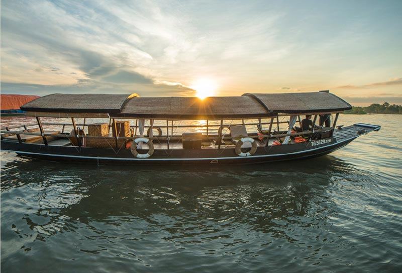 Beautiful life along the Mekong river in Vietnam and Cambodia