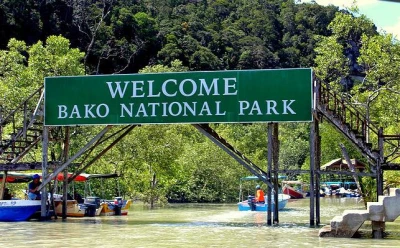 Adventurous Bako National Park and Sea Stack Rock Formation Tour